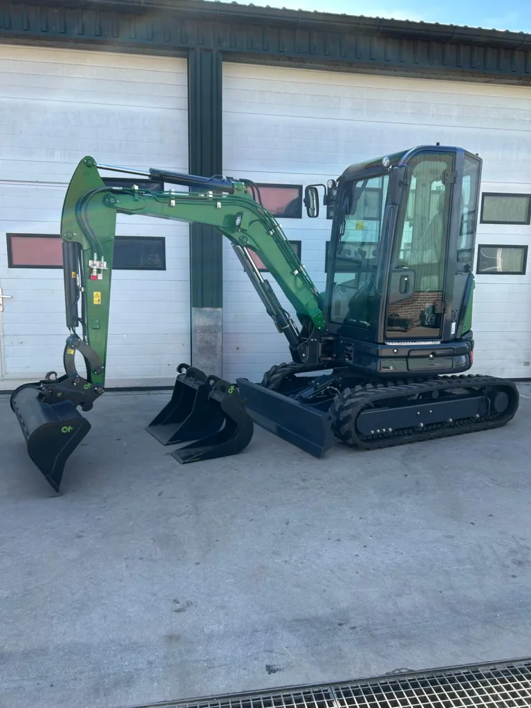 F27 mit Schaufelpaket