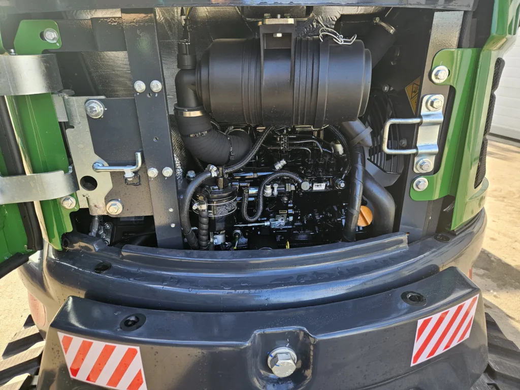 Motorraum plus Zusatzgewicht Minibagger F27