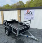 MalocherGeräte GmbH Holzanhänger Einachser Frontansicht