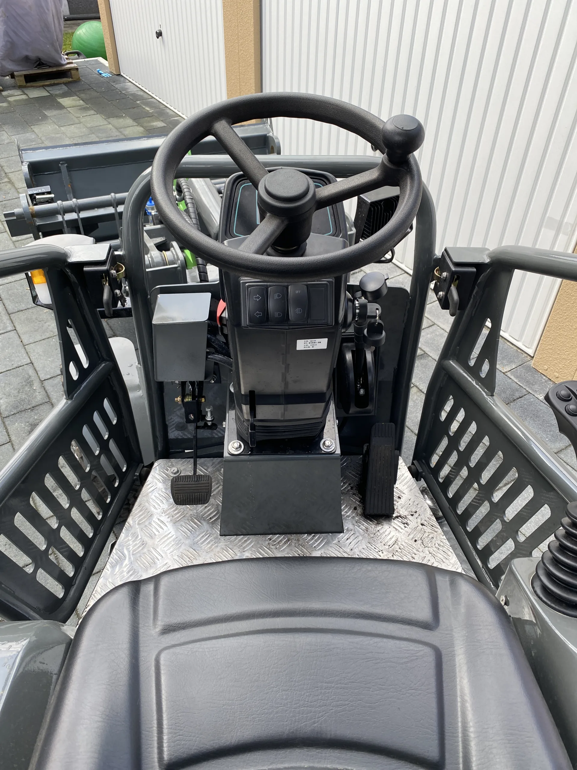 WCM L1580e Hoflader Elektro Radlader Bedienung