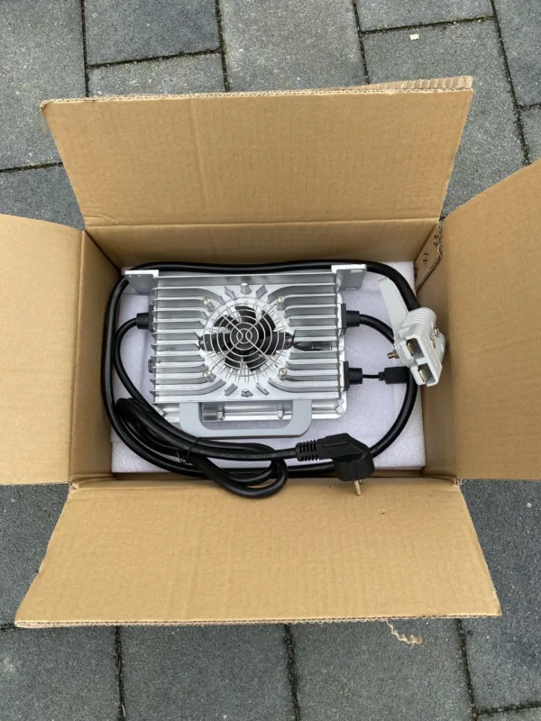 Elektro Ladegerät WCM L1580e