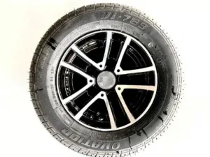 STEMA Rad 19555 R10C 9896N 600x10 5_Loch-Alufelge schwarz poliert