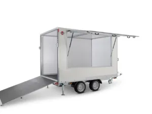 STEMA P-Box Verkaufsklappe offen mit Rampe